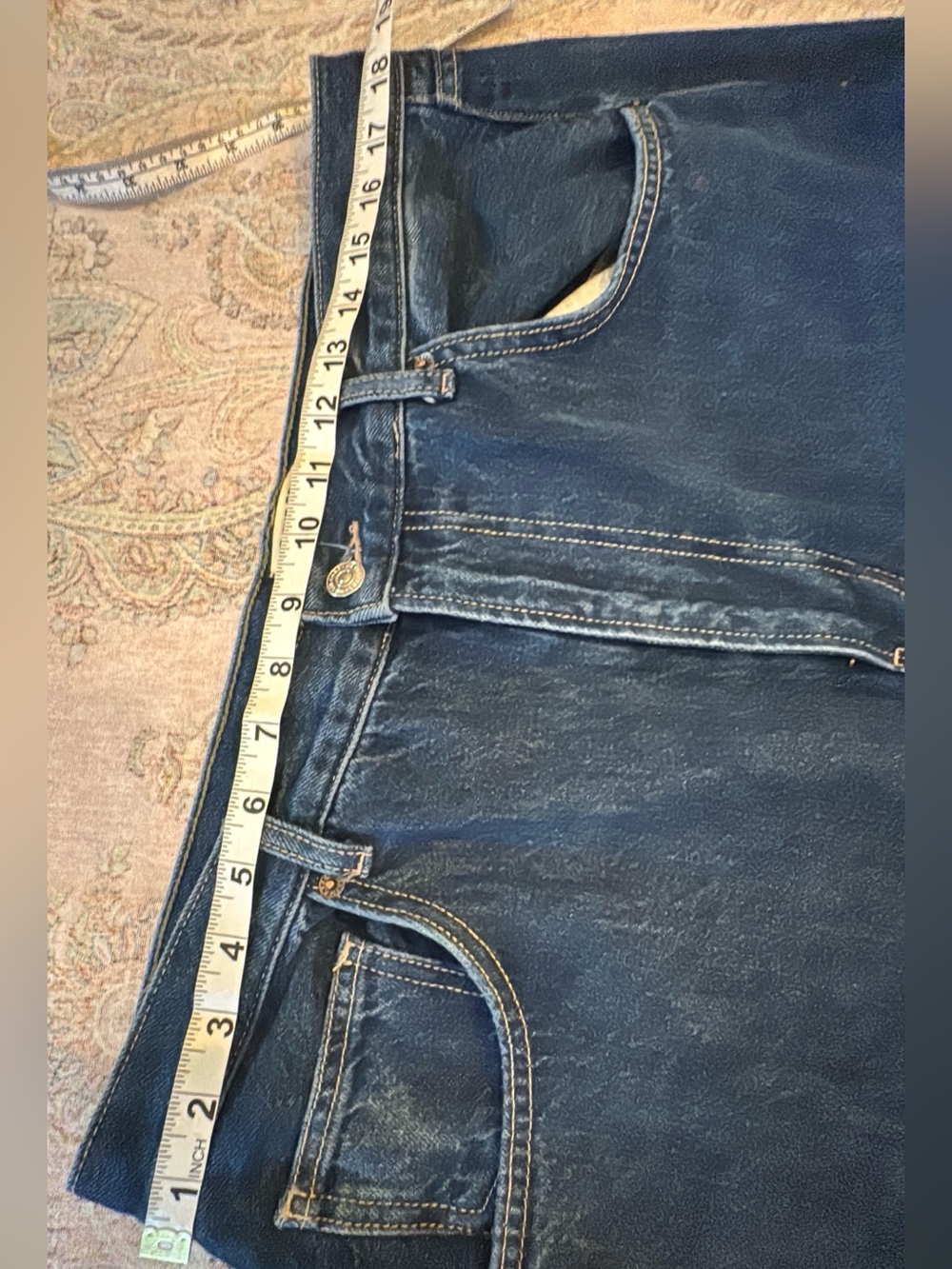 Wide-Leg High-Rise Women's Jeans in Dark Blue - Picture 6 of 11